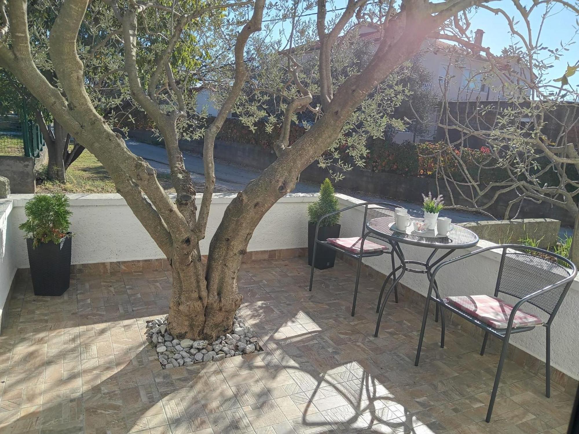 Apartmani Goga Селине Экстерьер фото